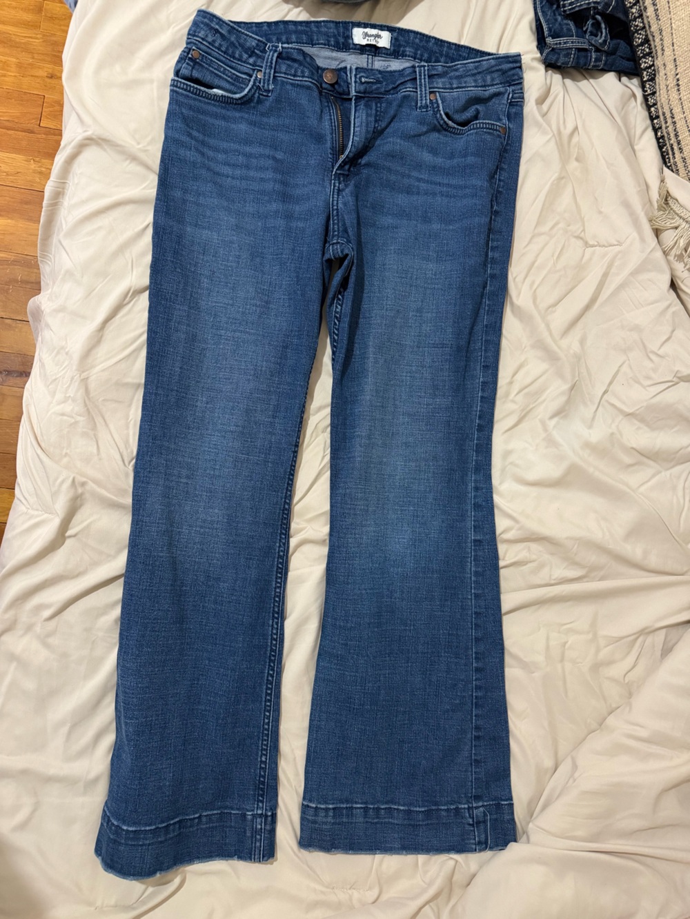Wrangler Bootcut Jeans - Picture 3 of 3